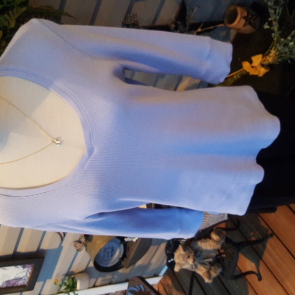 IN DEMAND ♡ Vintage Sweet Periwinkle Low Scoop V Neck Thermal 3/4 Length Top L - Picture 5 of 15